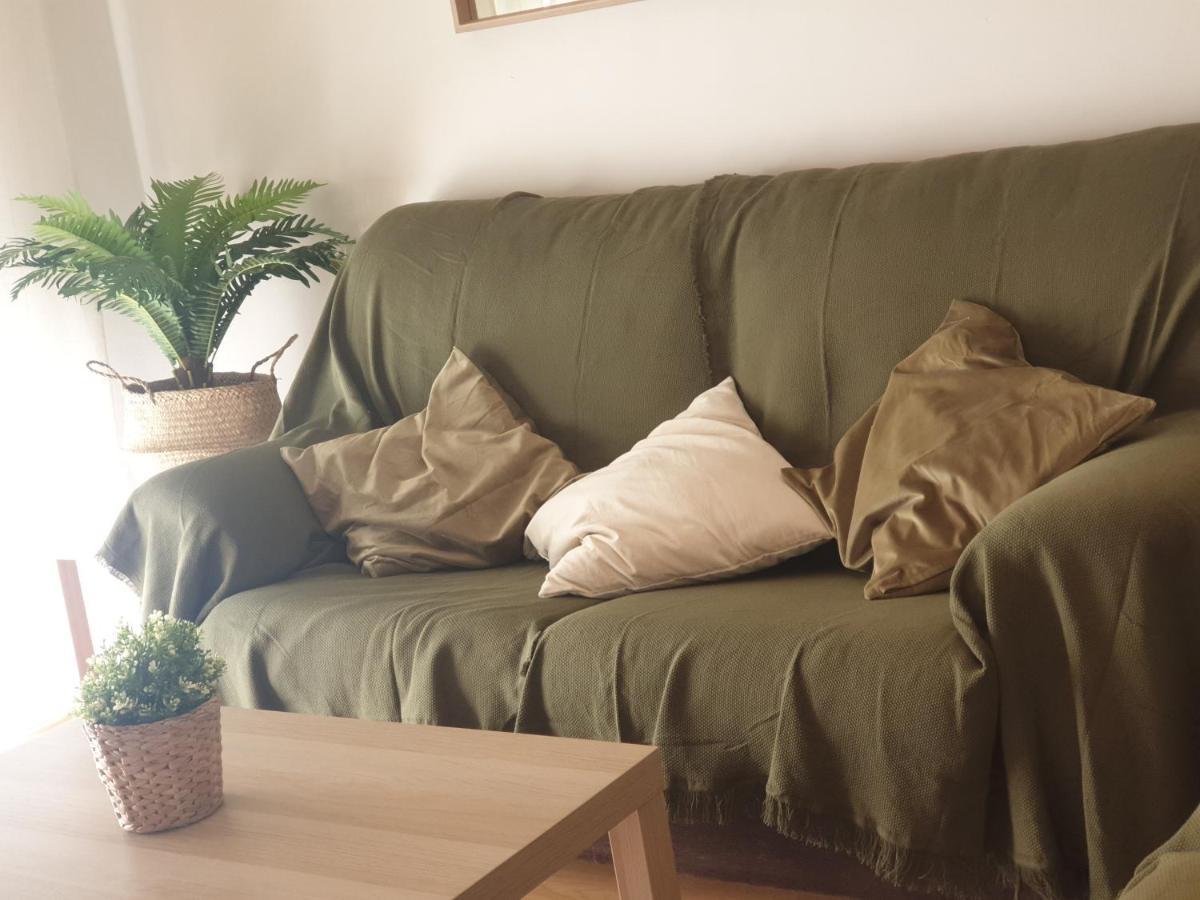 Apartamento en Cuevas del Becerro Exterior foto
