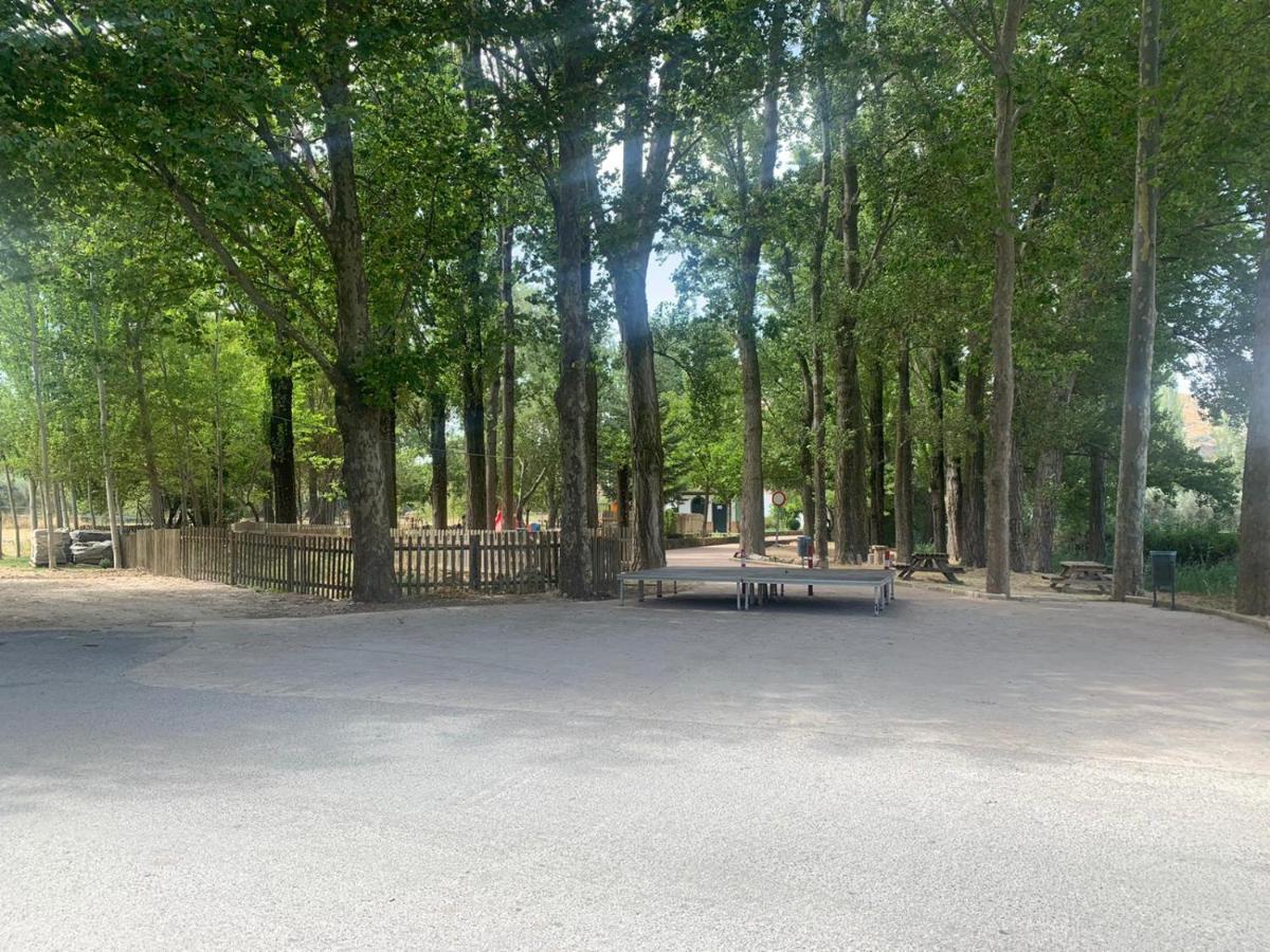 Apartamento en Cuevas del Becerro Exterior foto