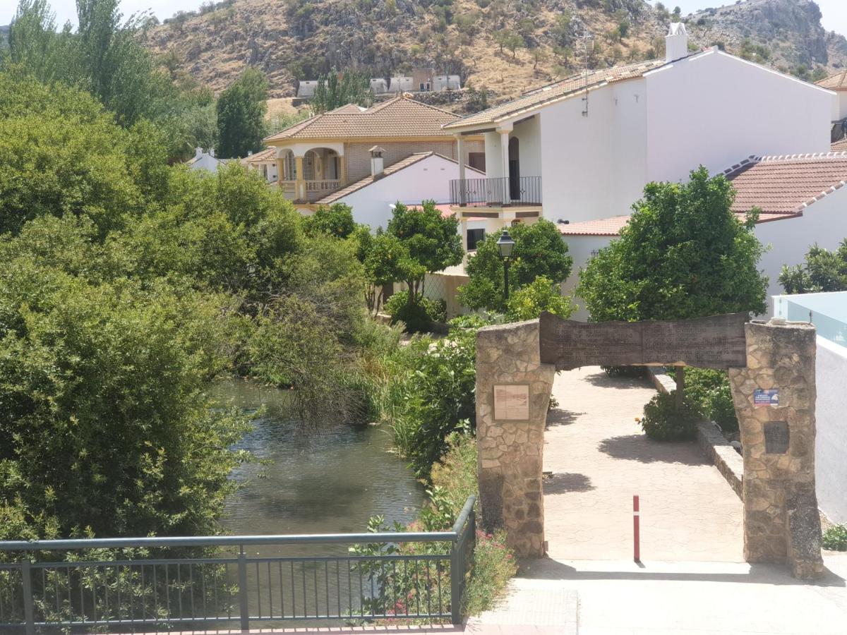 Apartamento en Cuevas del Becerro Exterior foto